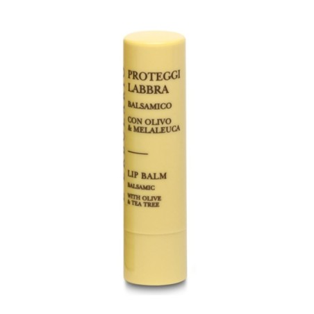 L'Erbolario protects the balsamic lips