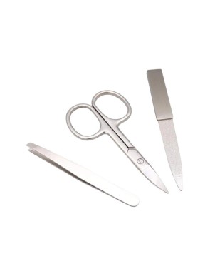 Colors
Kit Manicure
forbicine| una lima | paio di pinzette per sopracciglia