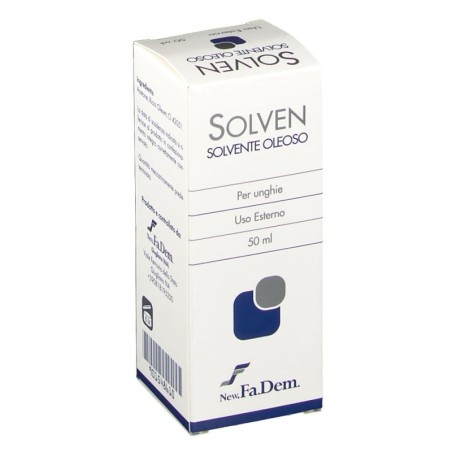 Acetone
Solvente oleoso
per unghie
uso esterno
astuccio 50 ml